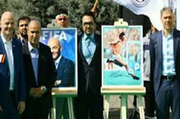 امضای اینفانتینو و فان باستن بر روی نقاشی های محمود تبریزی
