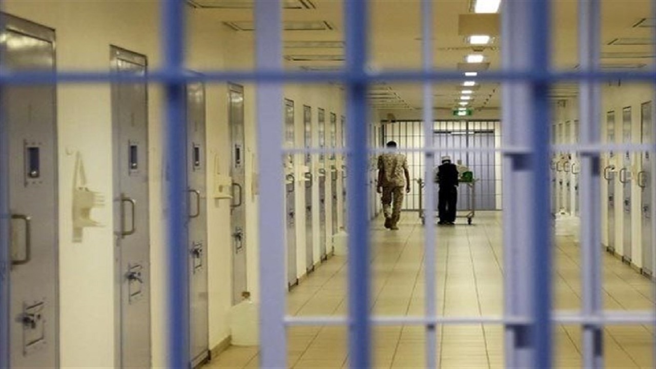 ۱۶۰ زندانی جرائم مالی غیرعمد پشت میله‌های زندان
