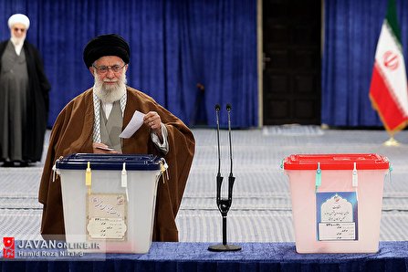 مردم در هر شهری به تعداد نامزد‌های آن شهر و در تهران به ۳۰ نفر رای بدهند