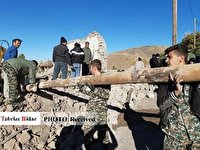 جهاد خدمت قرارگاه امدادرسانی سپاه عاشورا به زلزله‌زدگان آذربایجان شرقی